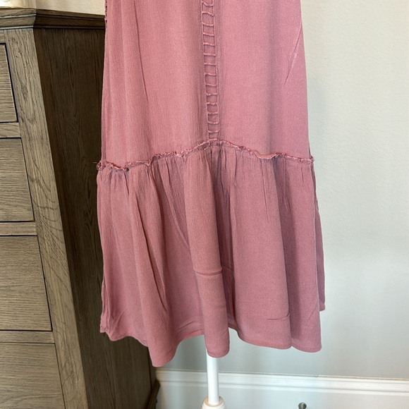Umgee: Fit & Flare Mauve Sheer Embroidery Sleeveless Dress, Size Medium - Picture 6 of 15